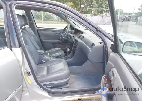 2001 Toyota Camry Xle из США, поврежденный, VIN 4T1BG28KX1U865425